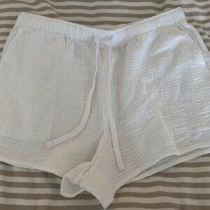 Aritzia Gauze Short M NWOT